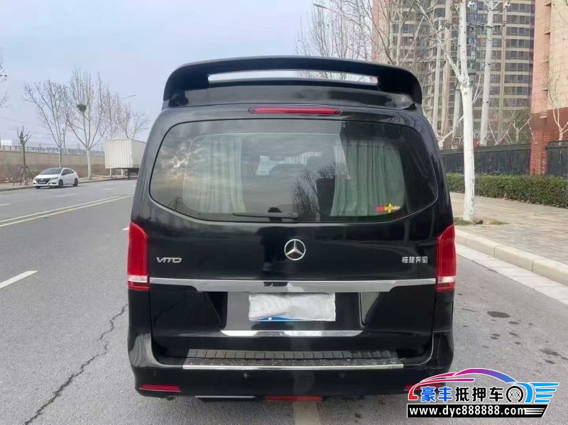 20年奔驰威霆轿车抵押车出售