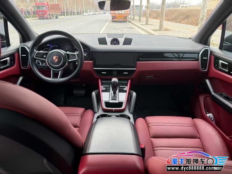 20年保时捷卡宴轿车抵押车出售