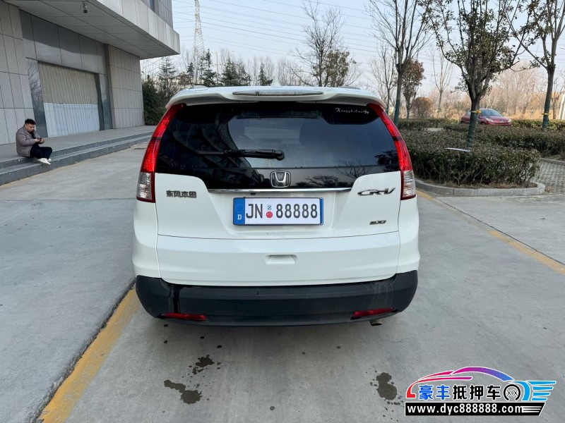 14年本田CR-V轿车抵押车出售