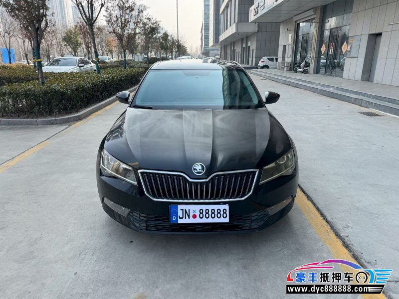 抵押车出售17年斯柯达速派轿车