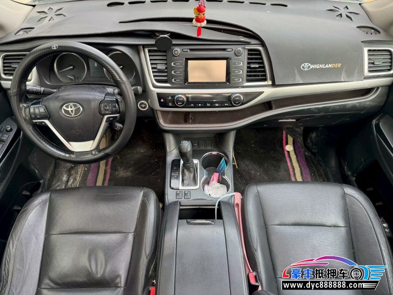 18年丰田汉兰达轿车抵押车出售