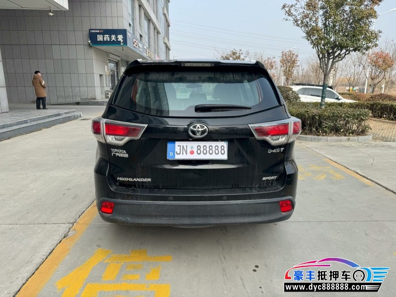 18年丰田汉兰达轿车抵押车出售