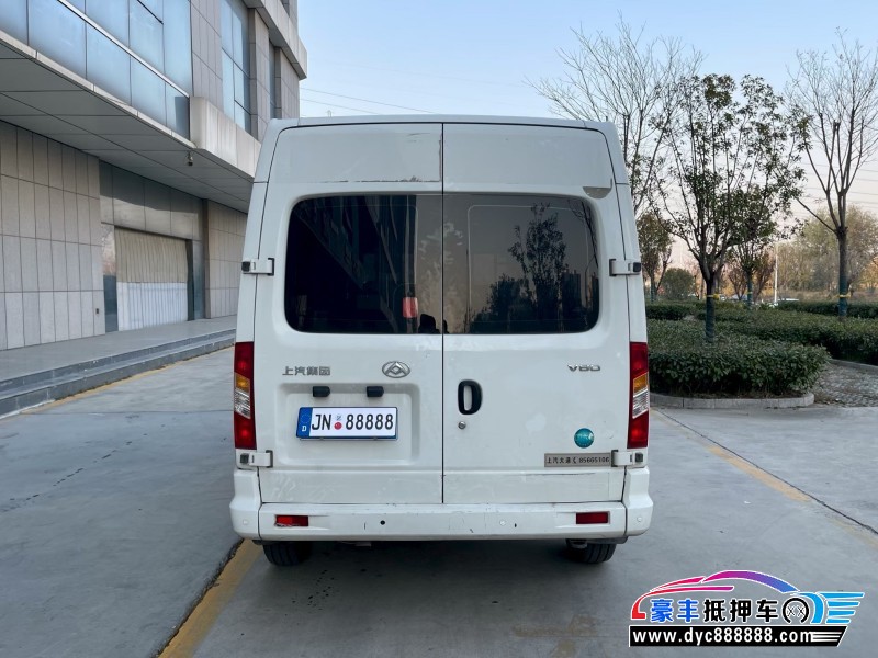 24年上汽大通V80轿车抵押车出售