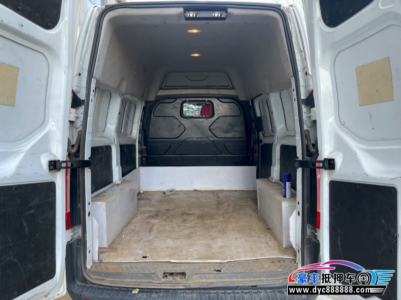 21年福特全顺轿车抵押车出售