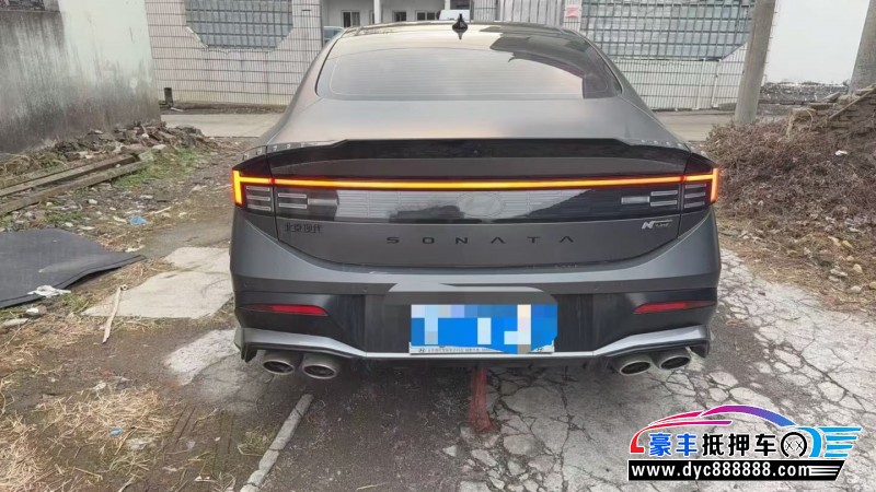 24年现代索纳塔轿车抵押车出售