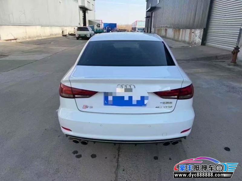 16年奥迪A3轿车抵押车出售