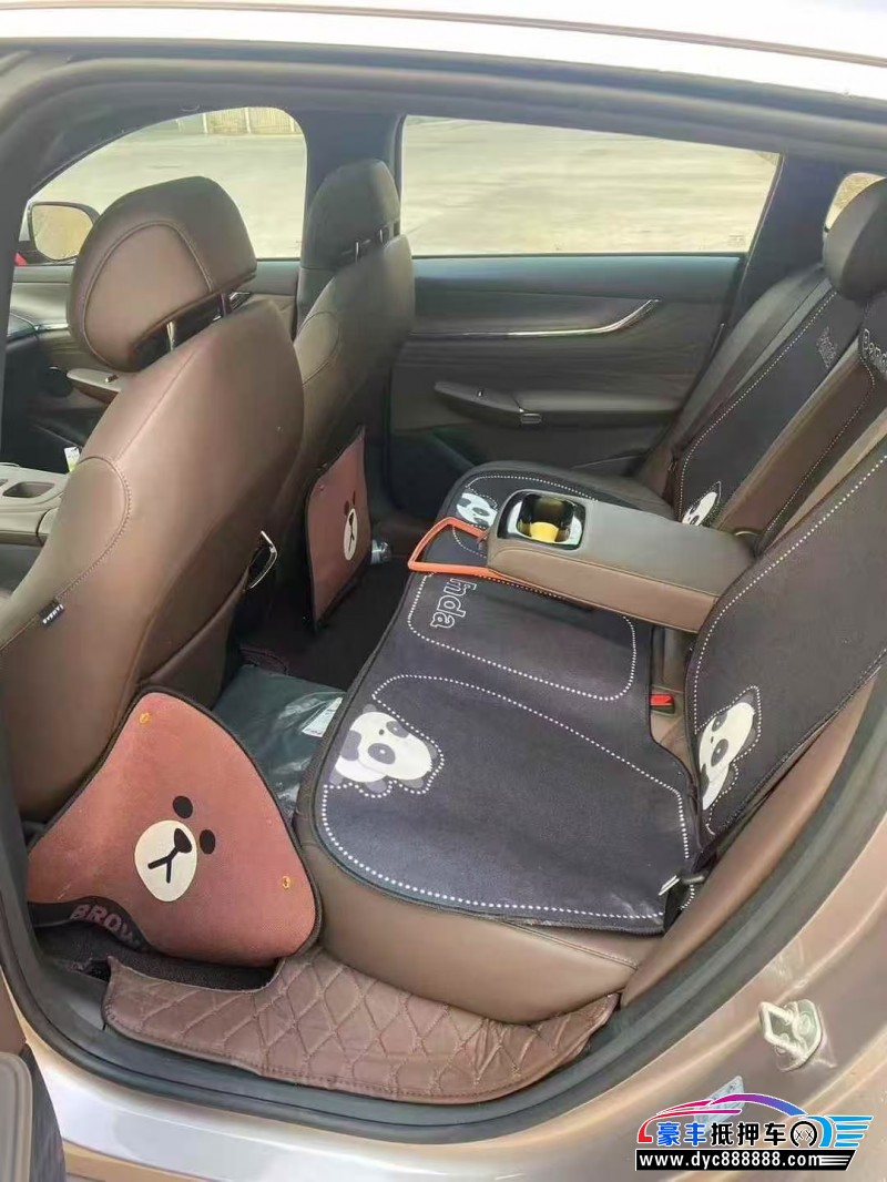 25年长安启源A07轿车抵押车出售