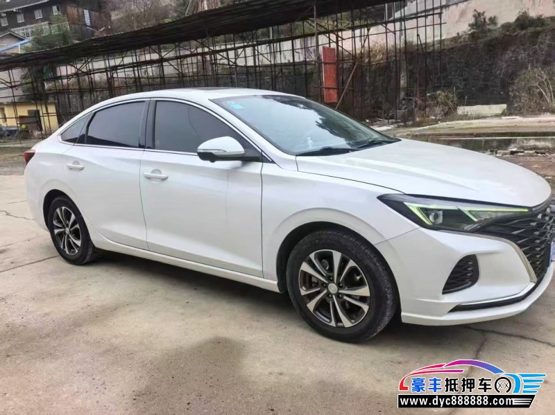 21年长安逸动轿车抵押车出售