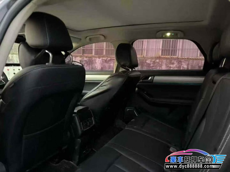 19年比亚迪唐轿车抵押车出售