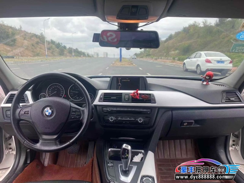 13年宝马3系轿车抵押车出售