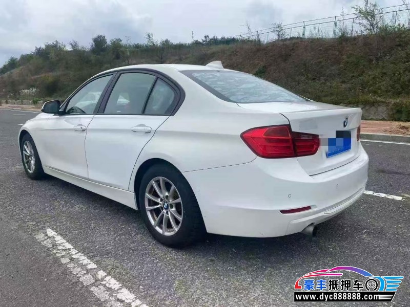 13年宝马3系轿车抵押车出售