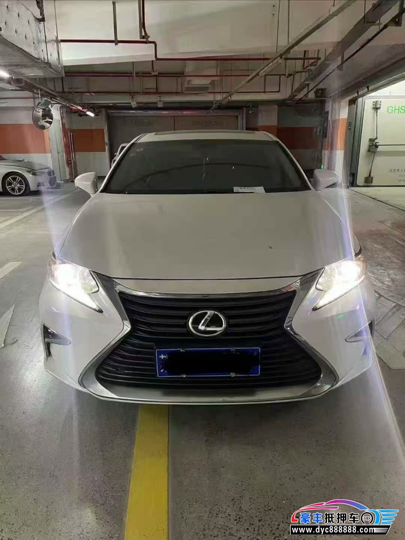 15年雷克萨斯ES轿车抵押车出售