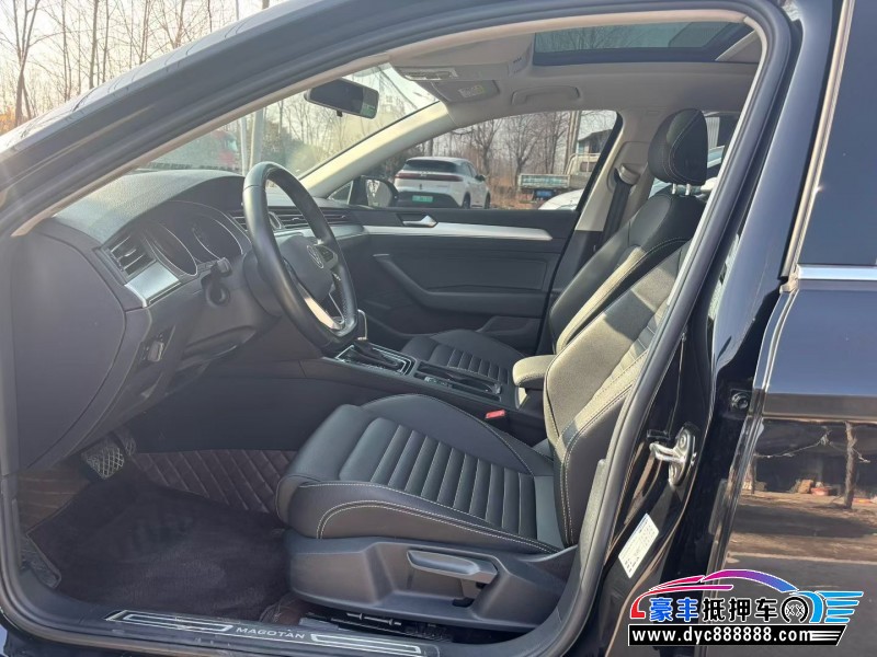 21年大众迈腾轿车抵押车出售