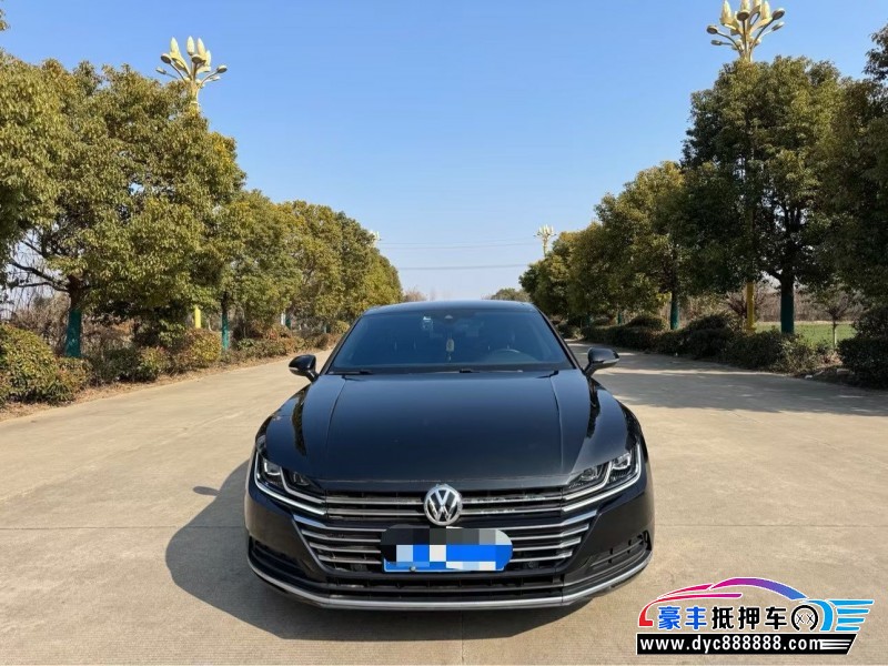 抵押车出售19年大众CC轿车