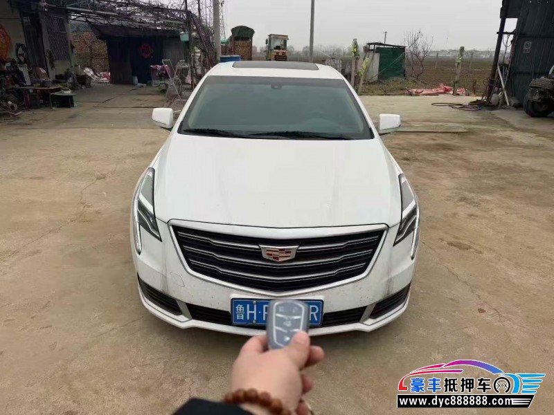 抵押车出售18年凯迪拉克XTS轿车