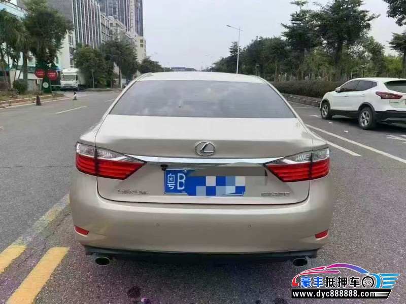 15年雷克萨斯ES轿车抵押车出售