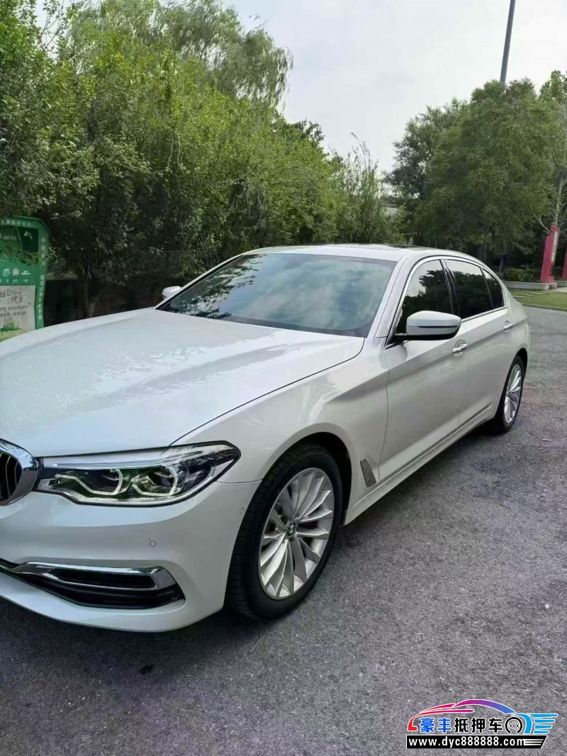 20年宝马5系轿车抵押车出售