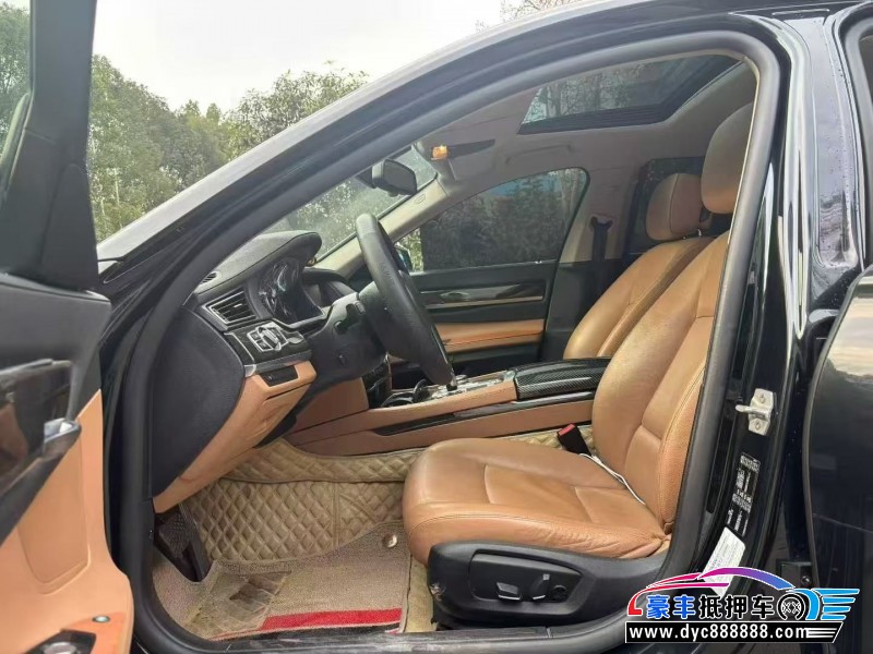 15年宝马7系轿车抵押车出售