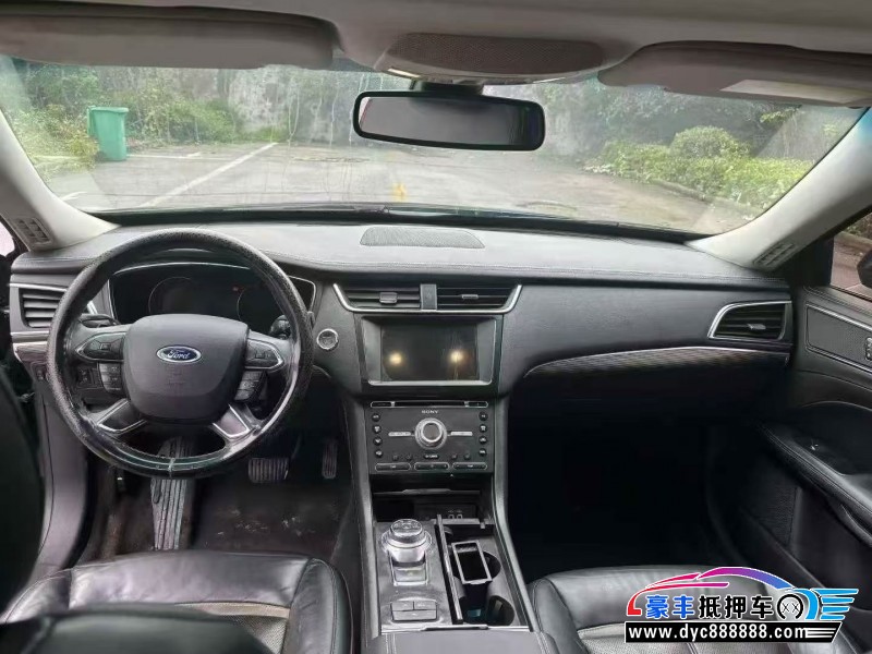 19年福特金牛座轿车抵押车出售