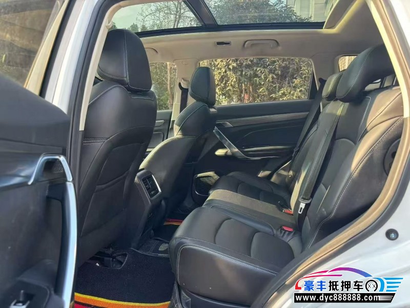 21年吉利博越轿车抵押车出售