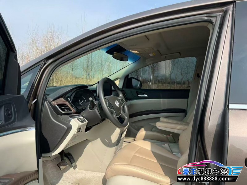 23年别克GL8轿车抵押车出售