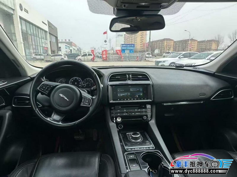 17年捷豹F-PACE轿车抵押车出售