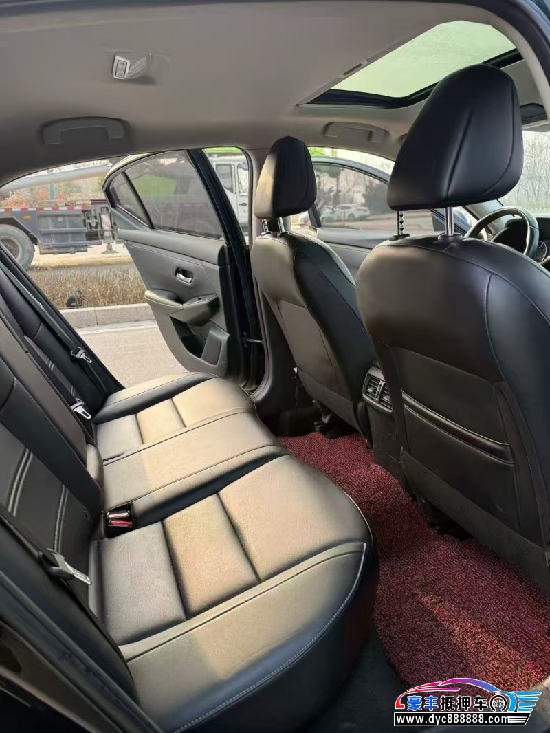 20年日产轩逸轿车抵押车出售