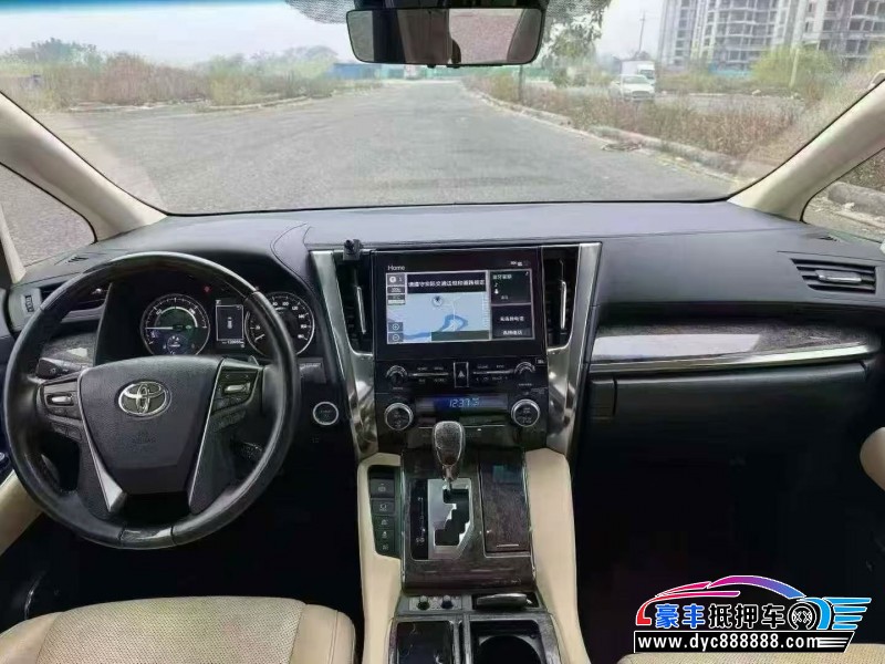 22年丰田威尔法轿车抵押车出售