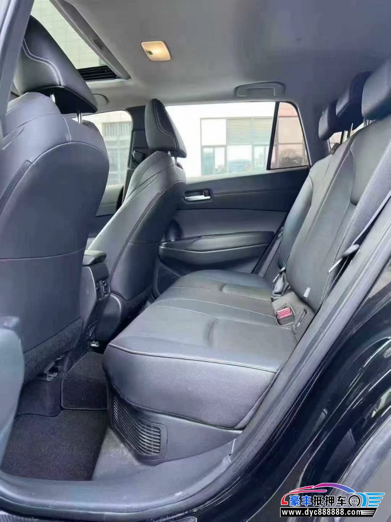 24年丰田锋兰达轿车抵押车出售