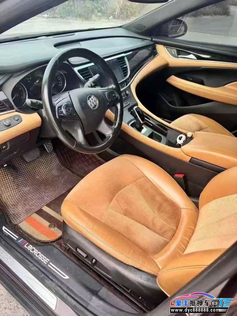 16年别克君越轿车抵押车出售