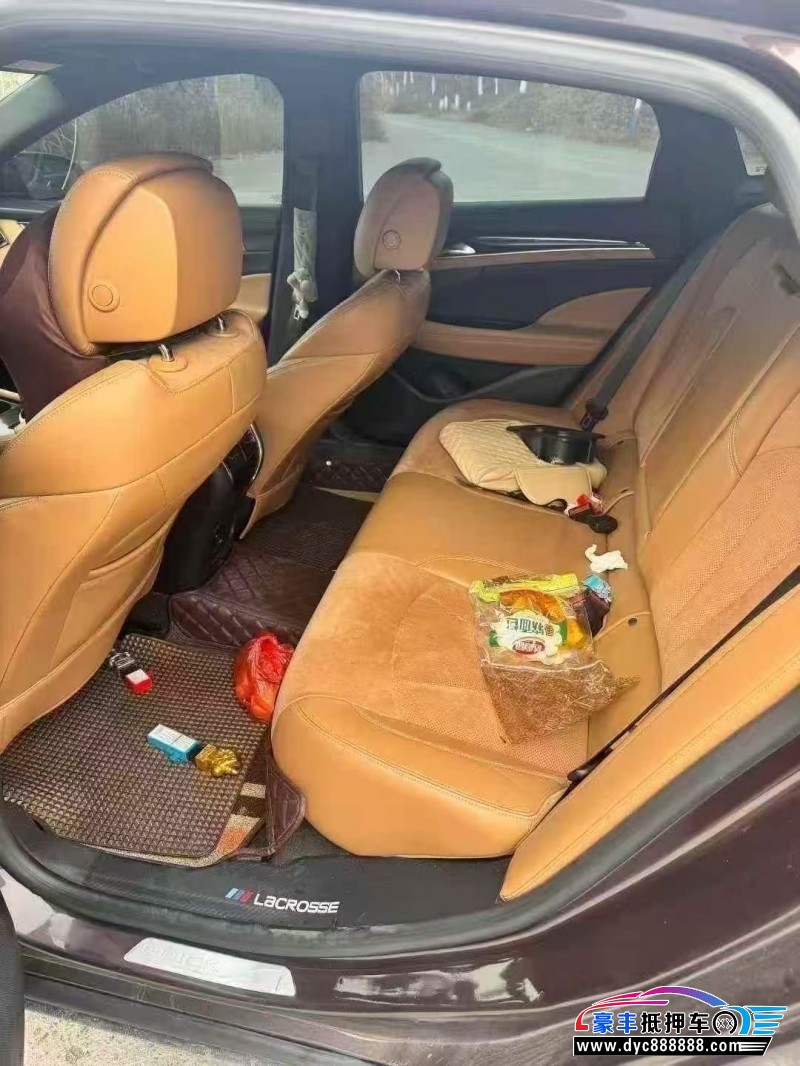 16年别克君越轿车抵押车出售