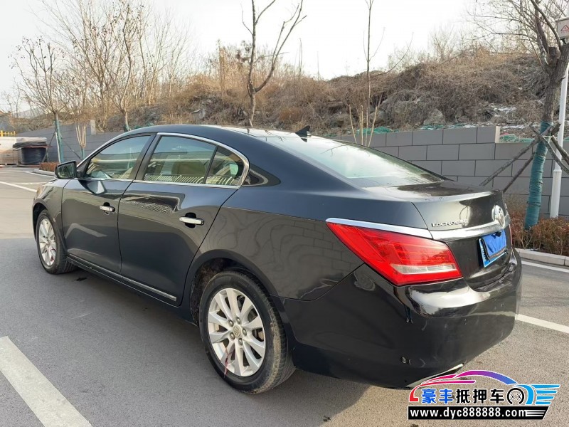 16年别克君越轿车抵押车出售