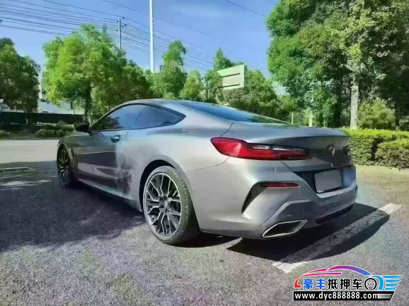 24年宝马8系轿车抵押车出售