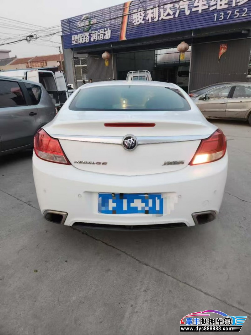 13年别克君威轿车抵押车出售