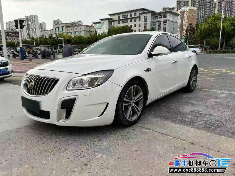 13年别克君威轿车抵押车出售