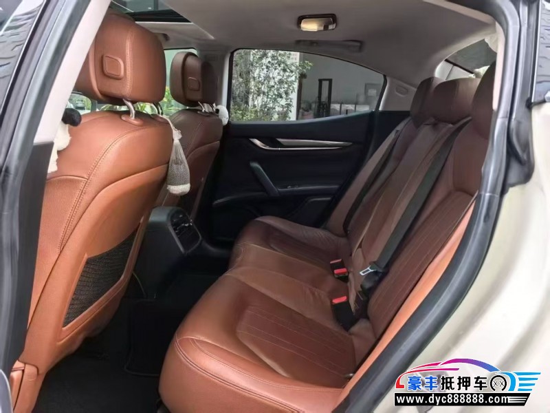 18年玛莎拉蒂Ghibli轿车抵押车出售