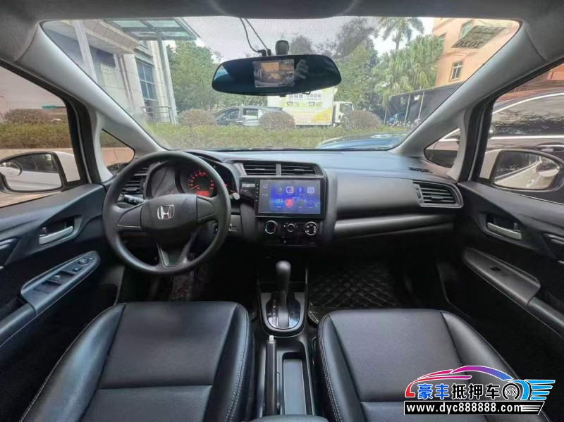 18年本田飞度轿车抵押车出售