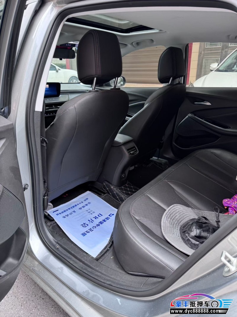 24年别克威朗轿车抵押车出售