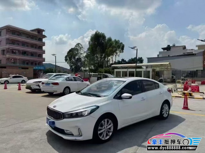 16年起亚K3轿车抵押车出售