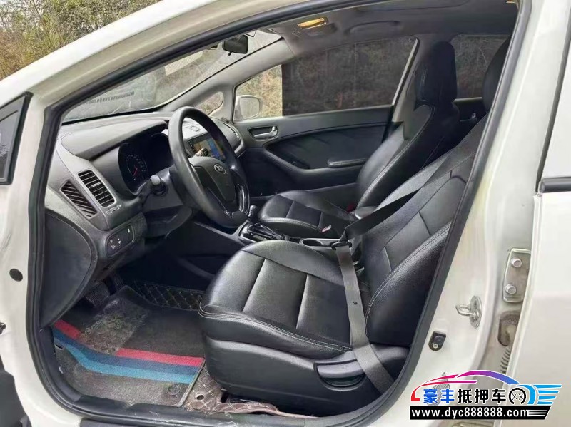 19年起亚K3轿车抵押车出售