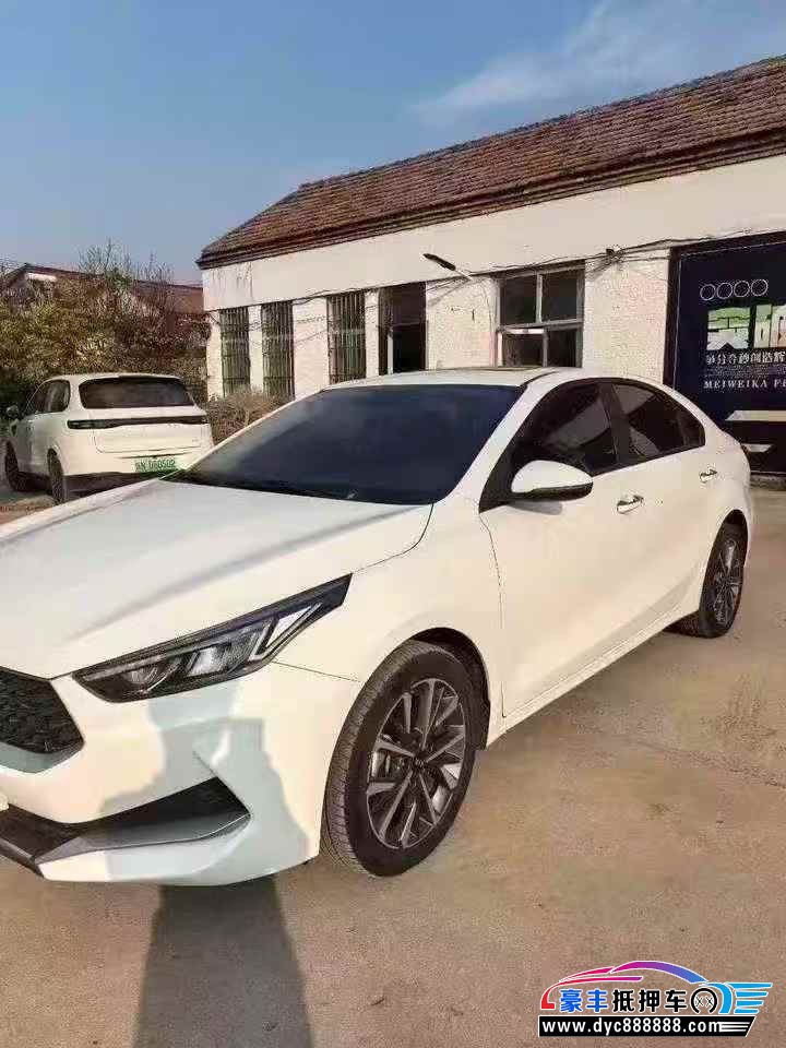 21年起亚K3轿车抵押车出售