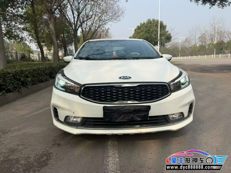 17年起亚K3轿车抵押车出售