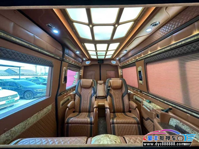 19年奔驰斯宾特轿车抵押车出售