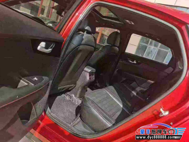 19年起亚K3轿车抵押车出售