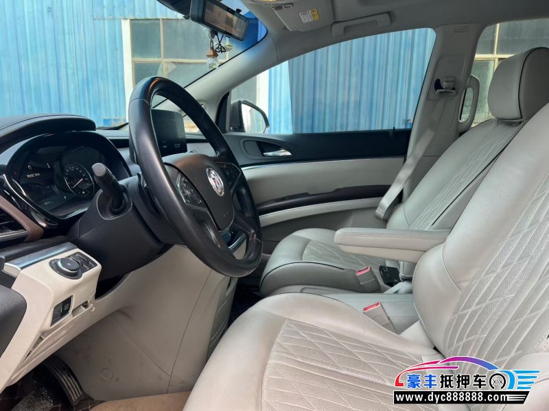 22年别克GL8轿车抵押车出售