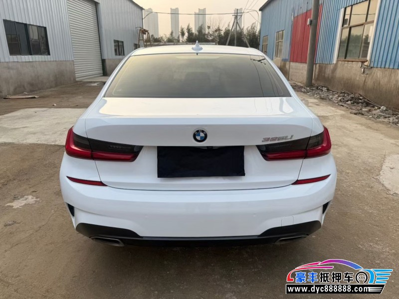 20年宝马3系轿车抵押车出售