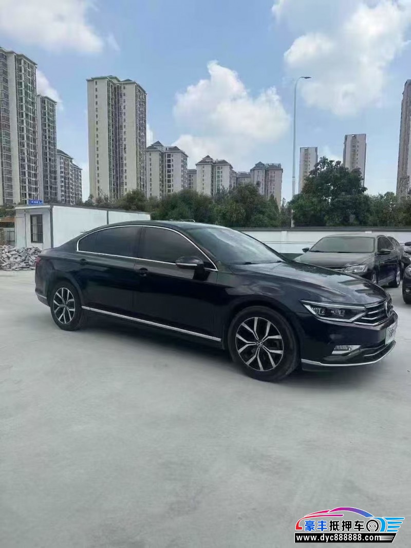 21年大众迈腾轿车抵押车出售