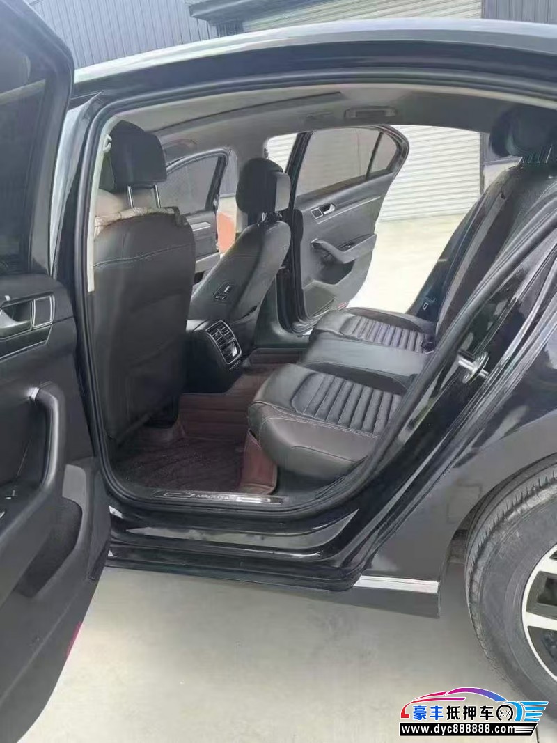 21年大众迈腾轿车抵押车出售