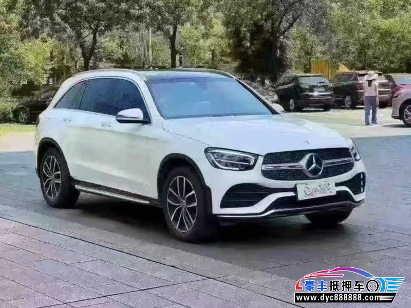21年奔驰GLC轿车抵押车出售