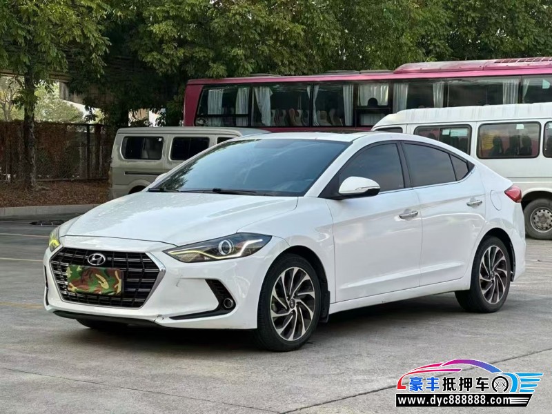 20年现代领动轿车抵押车出售